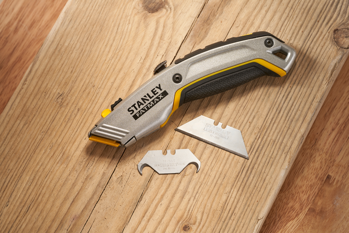 Nóż z podwójnym ostrzem STANLEY FATMAX TwinBlade 0-10-789