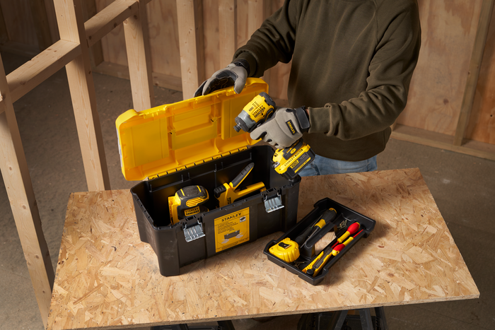 Skrzynia narzędziowa STANLEY ESSENTIAL 485x251x248mm 16,8l