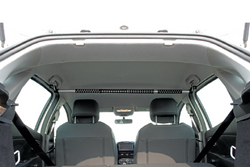 Drążek samochodowy na ubrania LAMPA rozsuwany wieszak 90-160cm