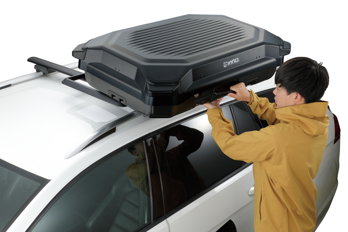 Box dachowy/walizka INNO GEAR CARRY 160 (BRL160MBK)