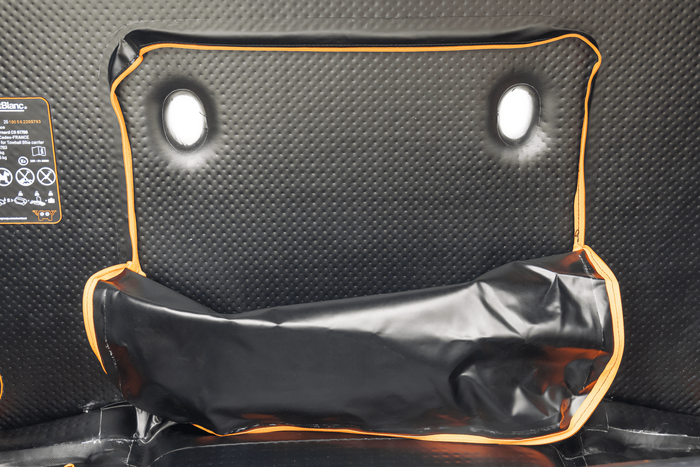 Box bagażowy do platform rowerowych na hak Mont Blanc Senja