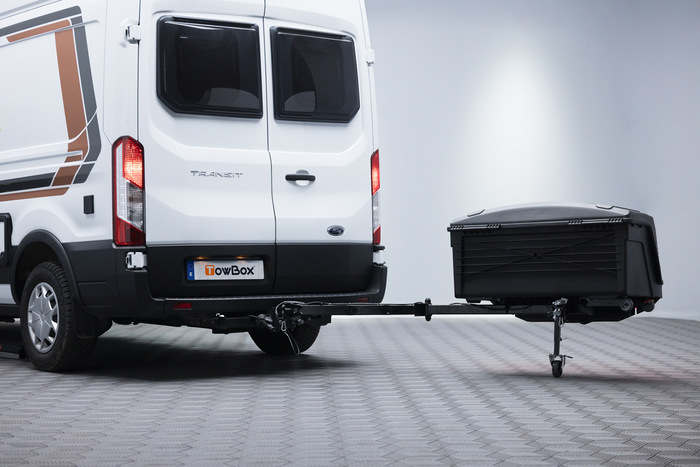 Towbox Camper Alpha czarny LED (long) - bagażnik box montowany na hak