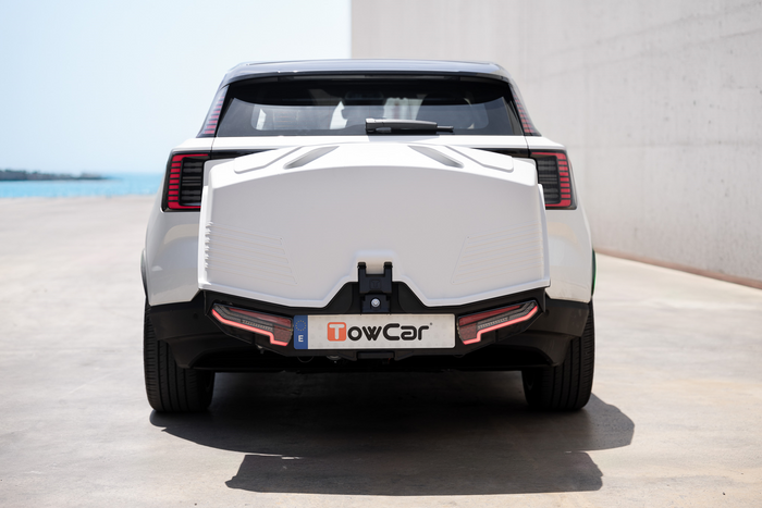 Towbox Alpha classic grey - box bagażowy montowany na hak