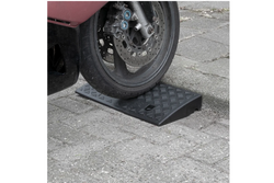 Zestaw dwóch ramp najazdowych ProPlus 361570 gumowe progi podjazdowe 7cm 3000kg