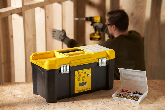 Skrzynia narzędziowa STANLEY ESSENTIAL 485x251x248mm 16,8l