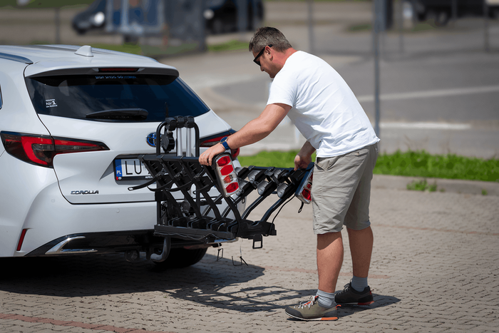 Inter Pack Quattro Fold - bagażnik rowerowy na hak na 4 rowery