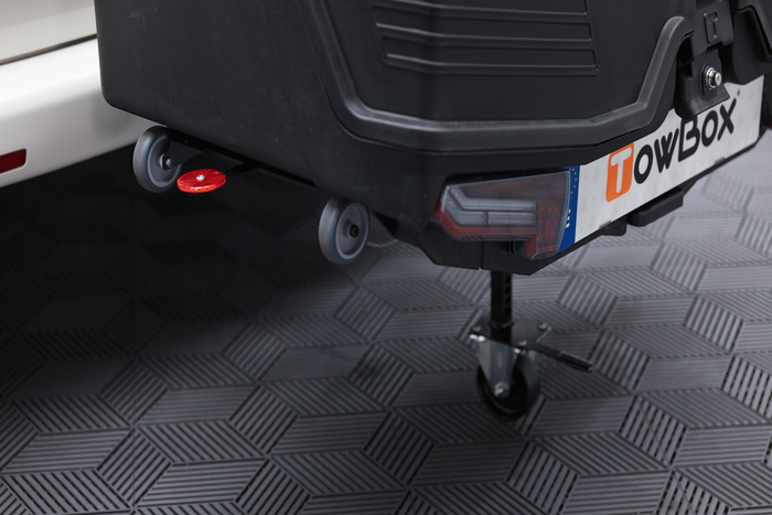 Towbox Camper Alpha czarny LED (short) - bagażnik box montowany na hak