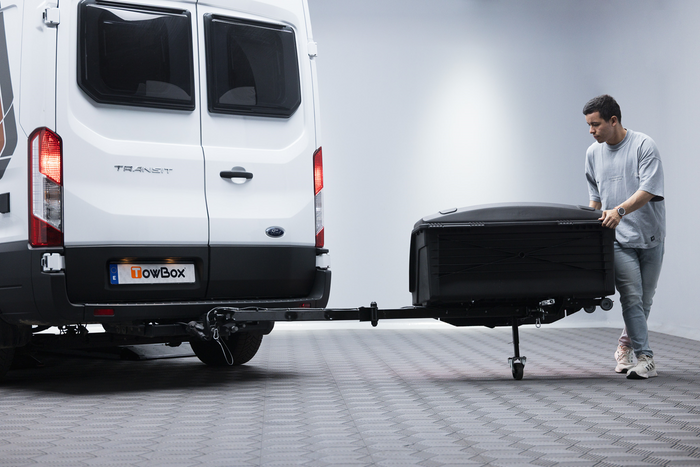 Towbox Camper Alpha czarny LED (long) - bagażnik box montowany na hak