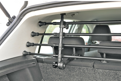 Przegroda bagażnika LAMPA GRG-9 Compact bariera dla psa/bagażu 85-140cm