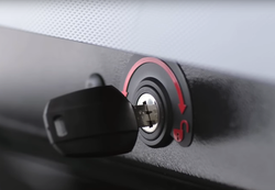 Box dachowy Thule Touring L black aeroskin