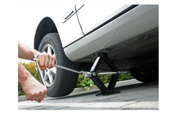 Podnośnik trapezowy LAMPA lewarek samochodowy 1T