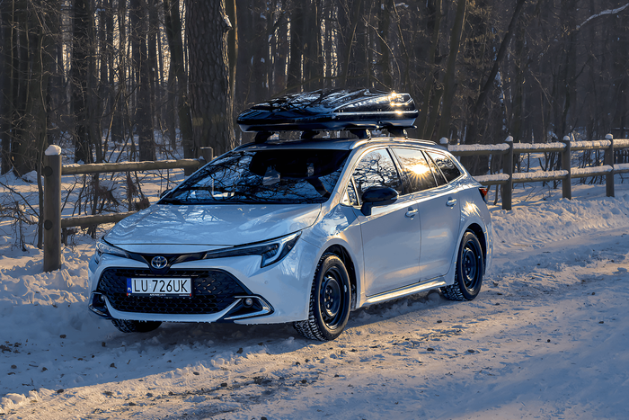 Box dachowy Inter Pack Zenith 8.6 czarny metalik