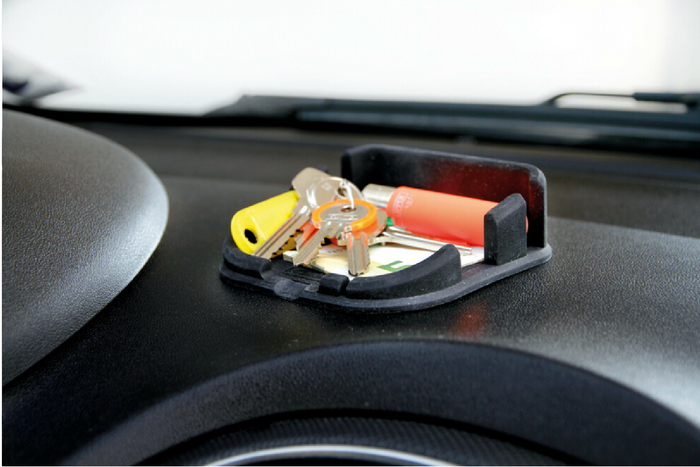 Mata na telefon LAMPA Phone-Mat silikonowy organizer/uchwyt do auta 110x110mm